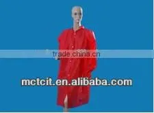 Disposable PP Red Color Medical Industry Lab Coat With Shirt Collar & Elastic Cuff thumbnail-1