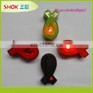 Newest Hot Selling Promotion Plastic Fish Shaped Led Flashing Safety Light thumbnail-6