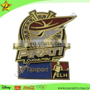 Wholesale Cheap Custom Army Police Sports Running Gold Souvenir Magnetic Military Badge thumbnail-3