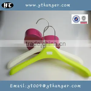 HA7007 Best Quality Cheap Jacket Hanger Antislip Colored Plastic Hanger Supplier's Choice thumbnail-2