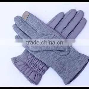 Ladies Grey Feather Cloth Touch Finger Hand Gloves thumbnail-1