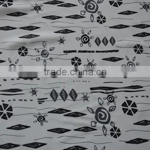 Customize-made Classic Printed Fashion Chiffon Fabric for Lady Dress thumbnail-2