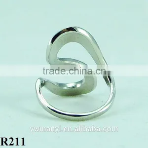 Simple Design Fashionable Unique Plating Silver Ring R211 thumbnail-4