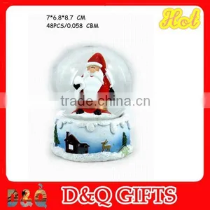 New Poly Christams Snow Globe thumbnail-2