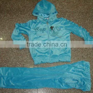2015 Girl Cute Velvet Clothing Set for Wholesale thumbnail-1