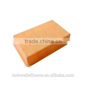 Easy Clean Square Shaped Silicone Ice Cube Mould thumbnail-4