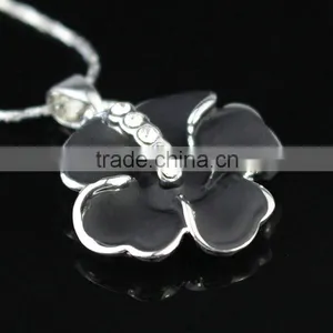Austrian Crystal Jewelry 18k Flower Necklace thumbnail-1
