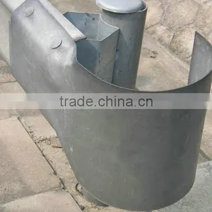 Blue and Green Color Low Price High Quality Galvanized Guardrail for Sale thumbnail-6