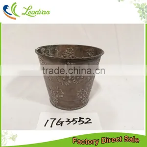 Factory Directly Cheap Selling Vertical Hanging Wrought Iron Roof Garden Planter thumbnail-6