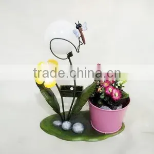 Colorful Iron Planter With Solar Light for Garden Decoration thumbnail-1