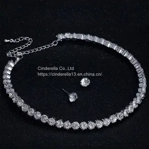 Pop Style Korean Bride Sparkling Diamond Jewelry Set Round Full Diamond Bracelet Earrings Necklace Three Sets thumbnail-4