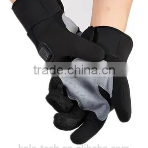 Heated Gloves and Socks thumbnail-2