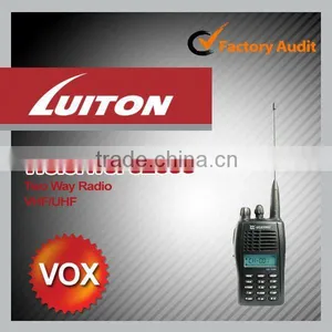 Weierwei Walkie Talkie 3288S Transceiver With CTCSS/DCS thumbnail-1