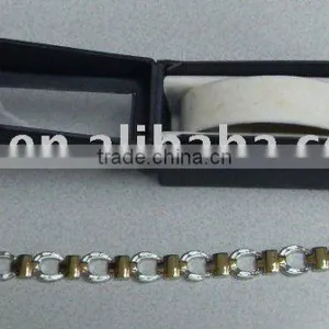 BRACELET WITH HORSESHOE DESIGN thumbnail-1