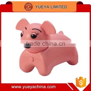Pig Body Massager 4-point Health Plastic Hand Tool Massage thumbnail-1