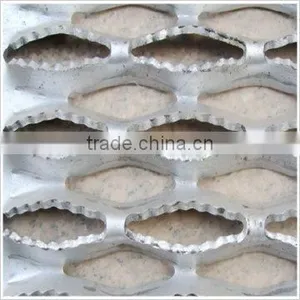 Antiskid Perforate Plate thumbnail-1