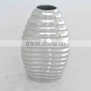 Mirror Finish Polished Recycled Aluminum Decorative Vase thumbnail-1