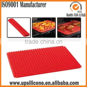 Pyramid Pan Silicone Baking Mat thumbnail-6