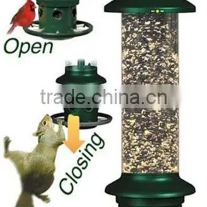 Squirrel Buster Plus Wild Bird Seed Feeder thumbnail-2