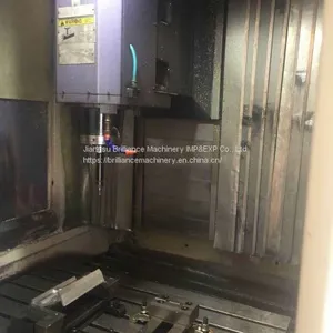 Korea HWACHEON 1.2x0.6m High Speed Gantry Machining Center thumbnail-2