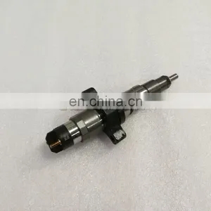 Cummins ISB6.7 Fuel Injector 4025249 5255056 thumbnail-1