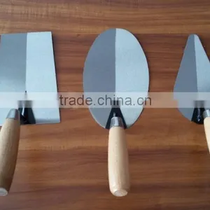 Bricklaying Trowel With Plastic Handle thumbnail-2