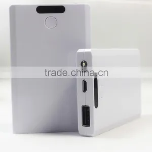 Super Slim Credit Card Power Bank 2200mAh thumbnail-6