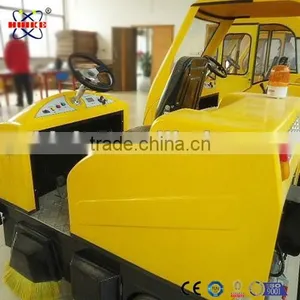 Hot Sale Mechanical Road Sweeper With Bulk Storage thumbnail-1