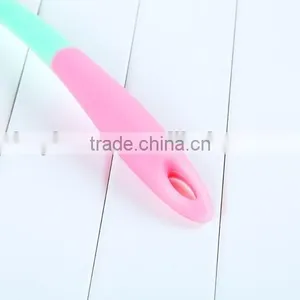Silicone Serving Turner Flower Shape Slotted Turner for Cooking thumbnail-4