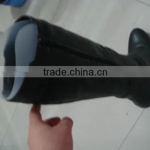 Plastic Shoes Stretcher Boots Insert Shaper Stand Support thumbnail-1