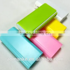 AK-03 5200mah Mobile Power Bank With LCD Digital Display and LED Flashlight for IPhone, IPad, Samsung, Nokia, HTC Etc. thumbnail-6