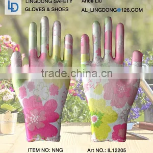 ESD PU Coated Carbon Nylon Gloves thumbnail-3