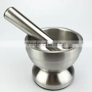 Stainless Steel Garlic Press And Peeler Set thumbnail-1