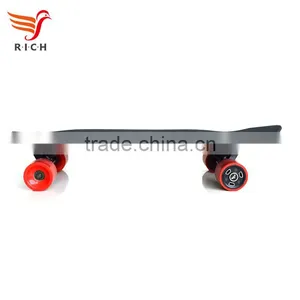 T1 High Quality Sport Electric Skateboard for Sale thumbnail-2