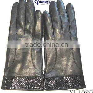 Fashion Glove thumbnail-1