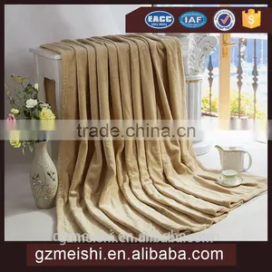 Wholesale Super Soft Mink 100% Polyester Blankets Made in China thumbnail-1