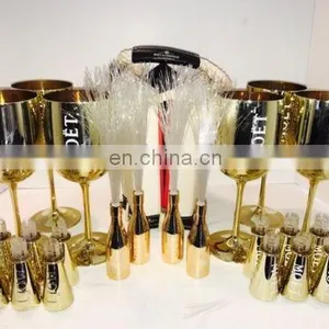 Champagne Moet Chandon Golden Goblets thumbnail-2