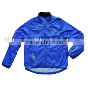 Man Running Jacket Sports Wear thumbnail-1