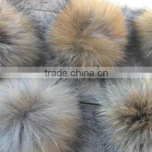 Natural Fur Pompoms / Fur Bobbles / Wholesale Raccoon Fur Pom Poms thumbnail-4