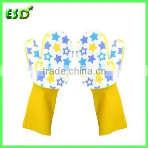 Cleaning Glove With Scouring Pad thumbnail-5