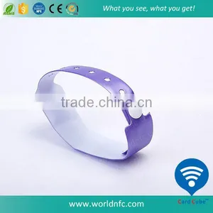 Waterproof RFID Ultralight EV1 Vinyl NFC Wristband for Wholesales thumbnail-1
