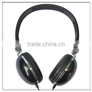 Professional Sound Isolating Headphones thumbnail-1