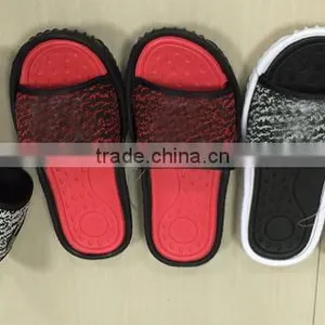 Liquidation Closeouts Branded Summer Unisex Slippers Comfort Flat Heels Shoes Slides Slip On Slipper thumbnail-2