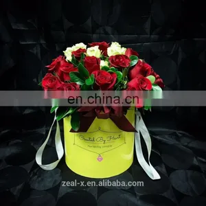 Beautiful Glossy Round Gift Box for Flower Display at Home thumbnail-1