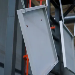 Hochrückgewinnungsrate Metallprodukt Pulverbeschichtungslinie PLC Automatische Elektrostatische Sprüheinrichtung thumbnail-4
