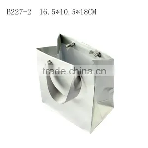 China Manufacture Custom Special Paper Jewelry Gift Packaging Bag B236-3 thumbnail-3