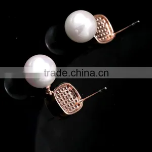 Good Qulity Brand Big Round Pearl WithZircon Gold Plated Stud Earrings Fashion Jewelry thumbnail-4