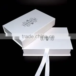 Folded Rigid Cardboard Gift Boxes With Bow Tie Closure thumbnail-3