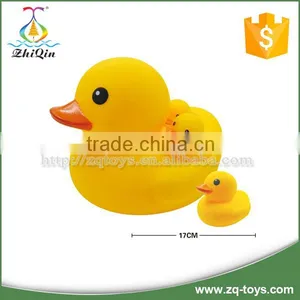 New Design Rubber Floating Duck Toy to Baby thumbnail-1