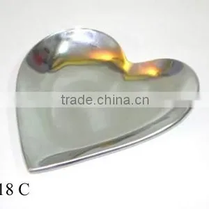 Aluminium Heart Mirror Polish Bowl. thumbnail-1